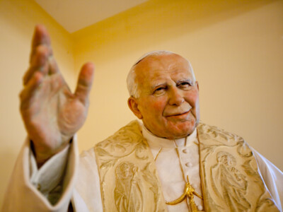 Figura Jana Pawła II